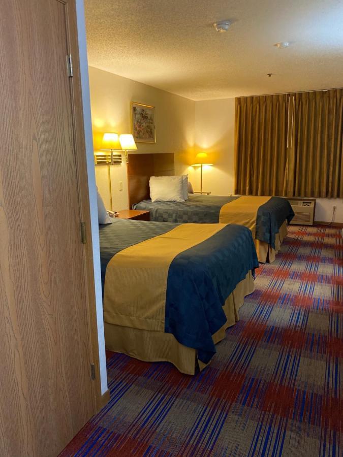 Americas Best Value Inn Champaign Exterior foto
